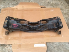 Балка подмоторная подрамник передний 