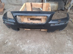 Бампер передний с дефектом рестайлинг 
