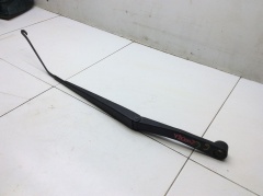 Поводок стеклоочистителя передний правый 