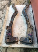 Балка передняя продольная правая 