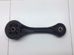 Опора крепления двигателя задняя 