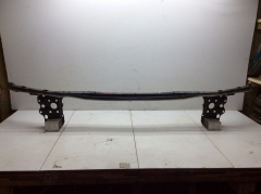 Усилитель переднего бампера кронштейн 