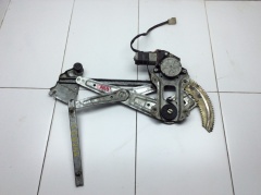 Стеклоподъемник двери передний правый с моторчиком 