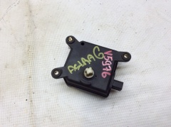 Моторчик заслонки отопителя 