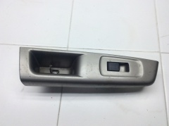 Кнопка стеклоподъемника двери задней левой 