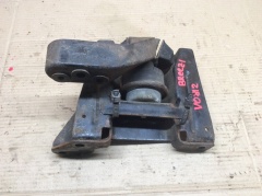 Кронштейн опоры двигателя правый нижний 