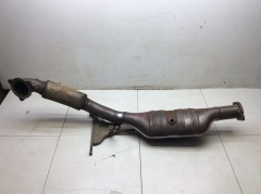 Приемная труба глушителя с катализатором 2.5T B5254T2 