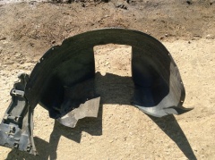 Подкрылок Локер передний левый 