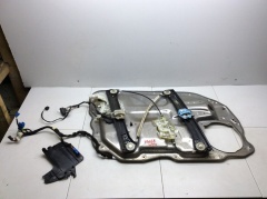 Стеклоподъемник двери передний правый с моторчиком 