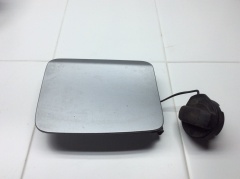 Лючок бензобака крышка топливного бака в сборе 