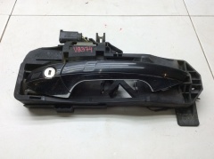 Ручка наружная двери передней левой с кронштейном 