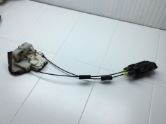 Замок двери задней левой и ручка задняя левая 