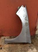 Крыло переднее левое с дефектами 