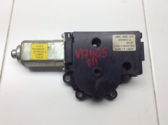 Моторчик привода люка панорамной крыши 