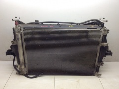 Кассета радиаторов с вентилятором в сборе 2.5T 