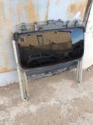 Люк крыши стеклянный с моторчиком с дефектами 