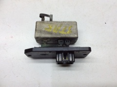 Резистор отопителя салона печки Митсубиси Space Star 1998-2004 MR460365