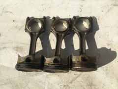 Поршень с шатуном 1.6 87лс 