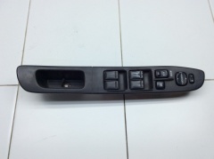 Блок управления стеклоподъемниками передний левый 