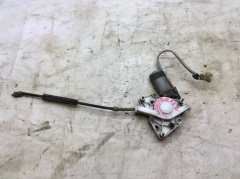 Моторчик стеклоподъемника двери задней правой 