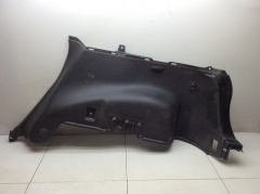 Обшивка багажника боковая нижняя правая 