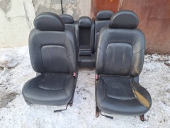 Кожаный салон черный комплект сидений Хендай Sonata IV EF + ТАГАЗ 2001-2012 