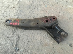 Кронштейн рычага продольного левого 