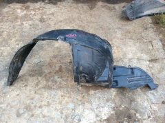 Подкрылок Локер передний левый 