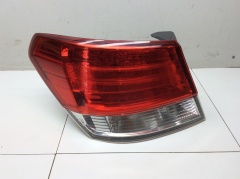 Фонарь задний левый наружный седан 