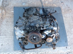 Блок двигателя EJ255 с поршнями и коленвалом 