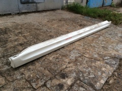 Накладка на порог пластиковая правая 