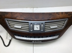 Дефлектор воздушный торпедо центральный воздуховод 