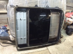 Люк крыши стеклянный в сборе 