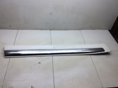 Накладка двери передней левой с хромом 