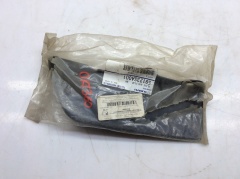 Брызговик передний правый 