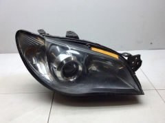 Фара передняя правая ксенон 
