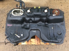 Бак топливный бензобак  