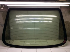 Стекло кузовное глухое заднее с обогревом Тойота Камри ХВ40 В40 2006-2011 6481106160