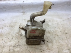 Бачок омывателя лобового стекла 