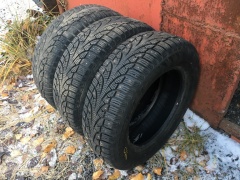 PIRELLI WINTER Carving Edge 195/65 R15 91T 3шт 