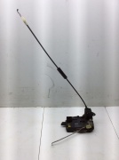 Замок двери передней правой 