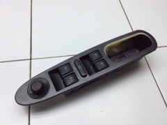 Блок управления стеклоподъемниками на 4 двери Чери С18Д Индис / Бит 2011-2015 S183746130