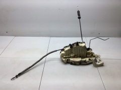 Замок двери передней левой с доводчиком 